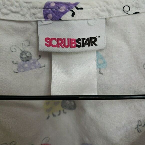 Scrubstar Scrub Top Ladybug Scrubs Love Bug Medical Vet Dental Women's XL *FLAW - Picture 5 of 12
